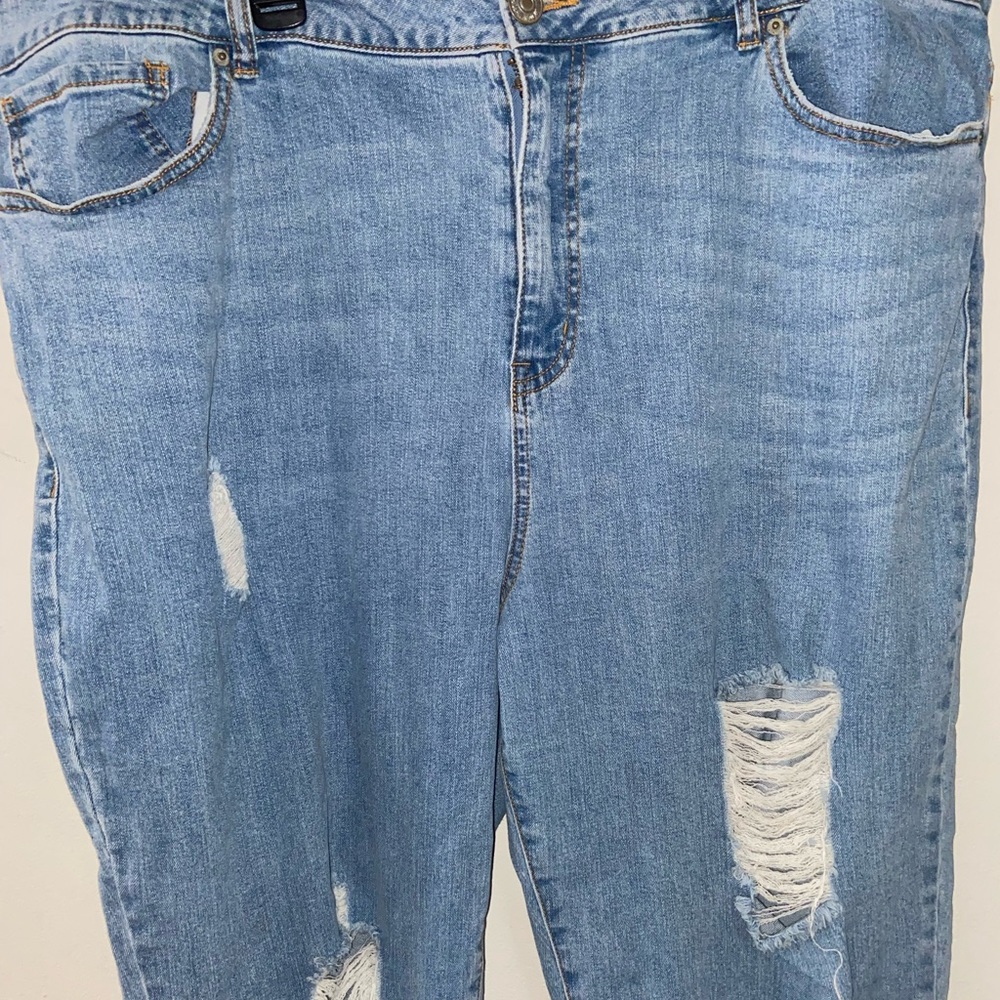 Distressed High Waisted Mom Jeans